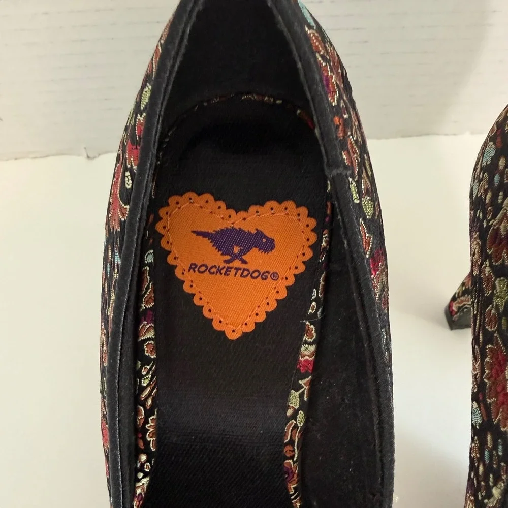 Rocket Dog Floral Tapestry Brocade‎ Beaded Pumps Boho Black Multi Womens 8M